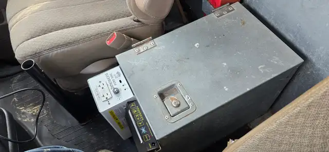 2009 Chevrolet Express Cargo Van - Cummins Generator - shelving - Photo 17