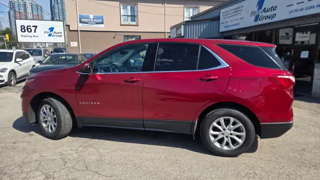 2019 Chevrolet Equinox LT AWD - Photo 2