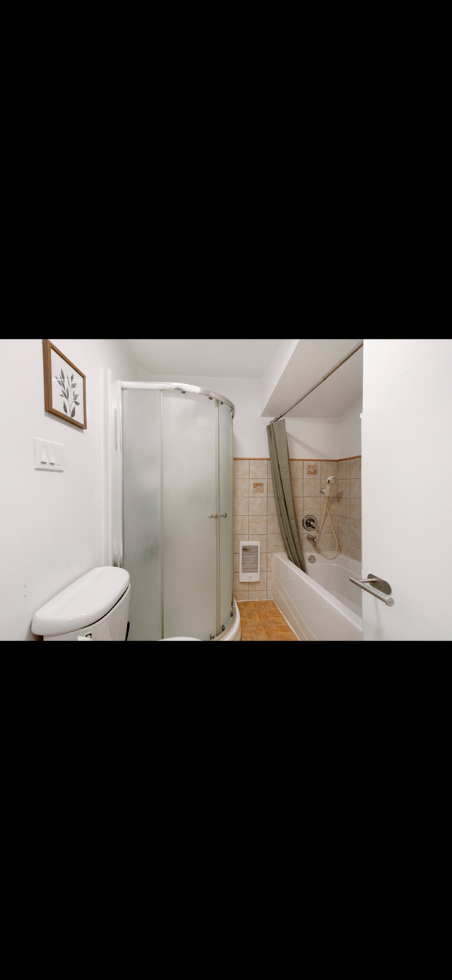 3 bedrooms furnished next to Metro Lionel-Groulx DT and Atwater - Photo 8