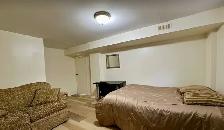 Furnished large bright room Single male $890 m all utilities - Photo 5