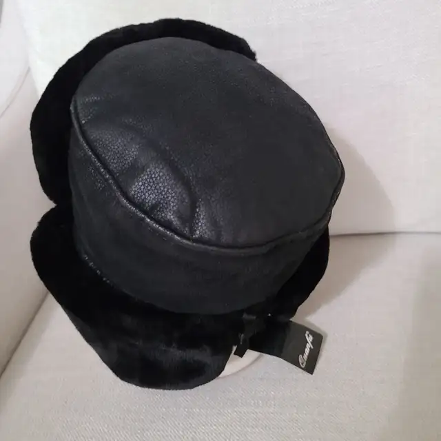 Brand New Winter hat Size S/M - Photo 3