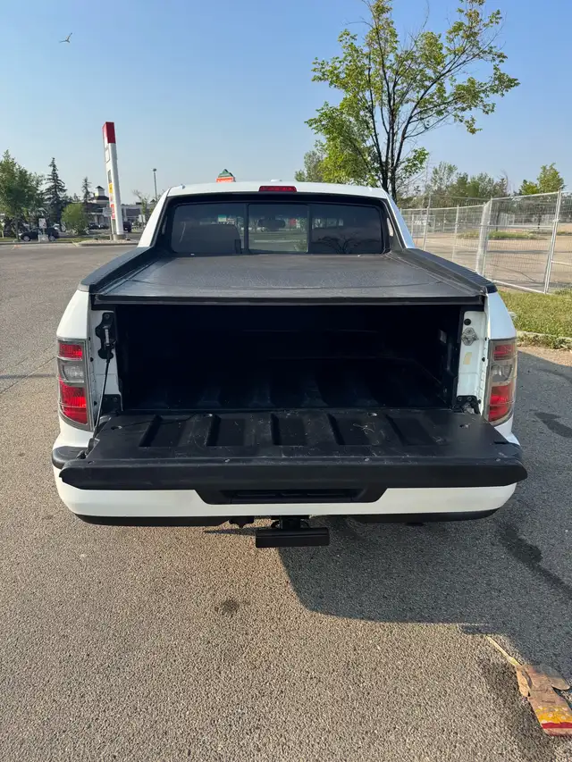 Honda Ridgeline - Photo 4