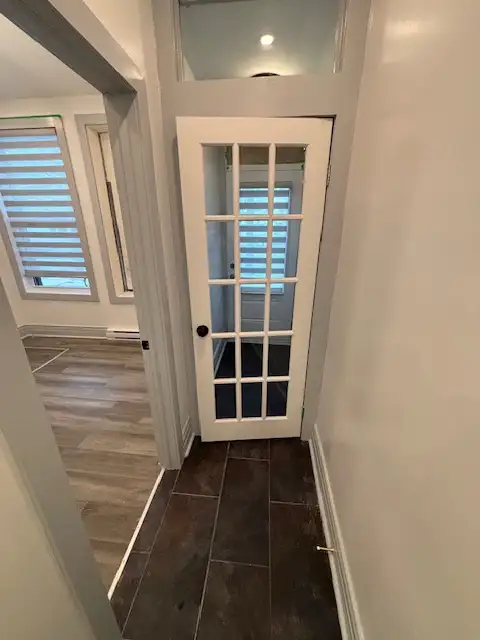 Large Reno 6 1/2. .    Mile End Plateau