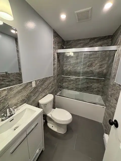 Large Reno 6 1/2. .    Mile End Plateau - Photo 4