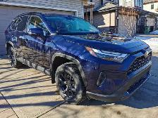 2024 Toyota RAV4 XLE Loaded Dark Blue w/2 Sets Tires on Rims - Photo 2