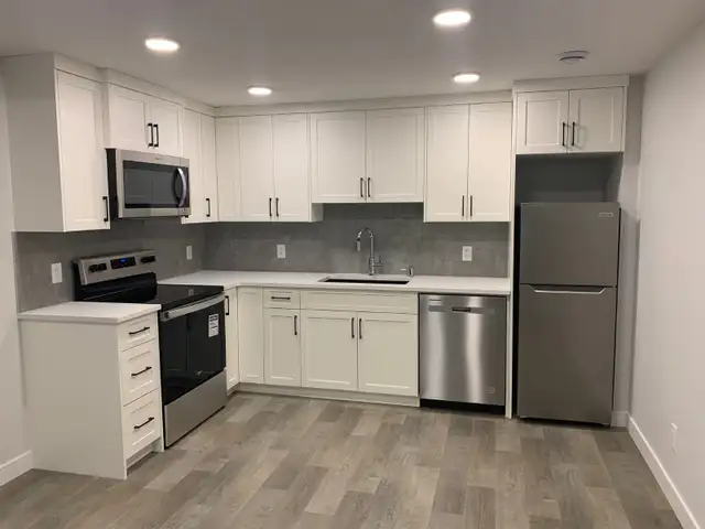 2 Bedroom Legal Basement Suite - Photo 6