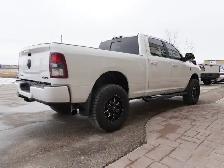 2019 Ram 3500 Big Horn 4x4 - NIGHT EDITION! - 6.7L Cummins - Photo 11