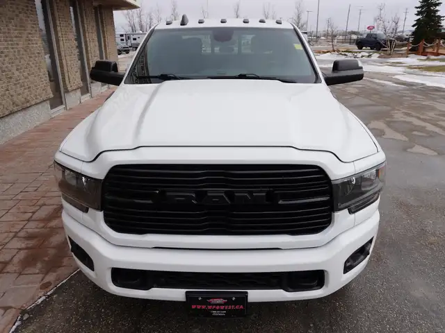 2019 Ram 3500 Big Horn 4x4 - NIGHT EDITION! - 6.7L Cummins - Photo 16