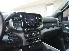 2019 Ram 3500 Big Horn 4x4 - NIGHT EDITION! - 6.7L Cummins - Photo 25
