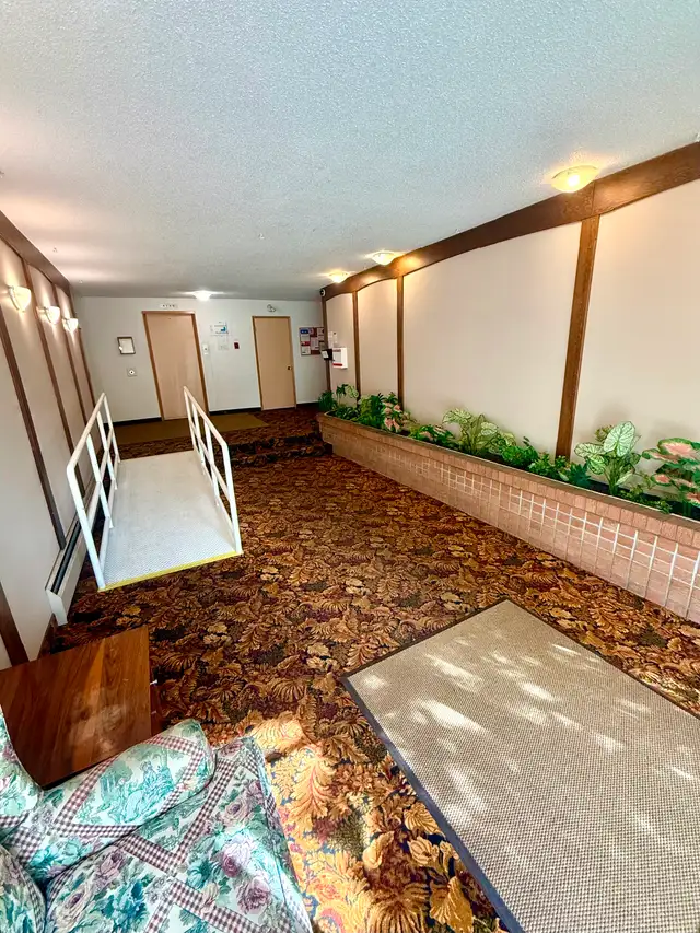 Spacious 1 Bedroom Apartment for Rent - Photo 4