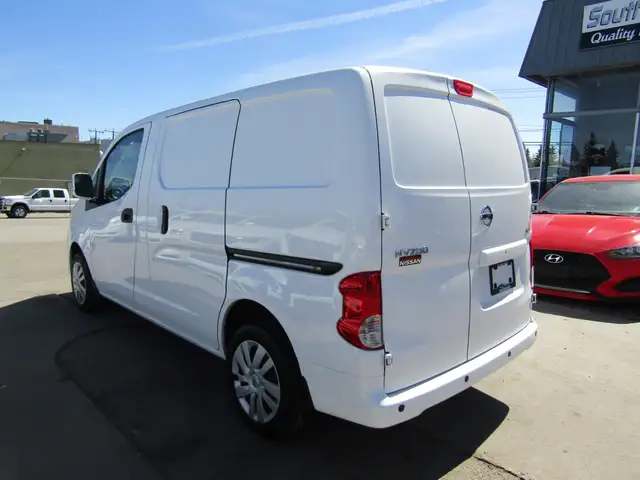 2020 Nissan NV200 Compact Cargo I4 SV APPLE CARPLAY / BACKUP CAM - Photo 8