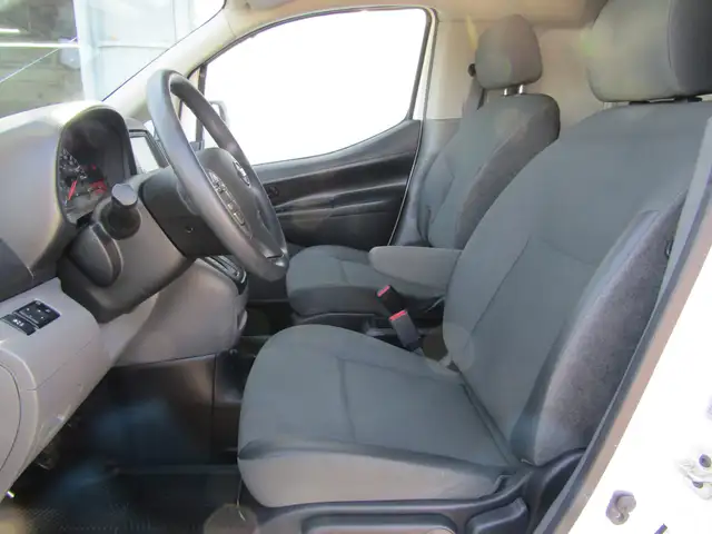 2020 Nissan NV200 Compact Cargo I4 SV APPLE CARPLAY / BACKUP CAM - Photo 15