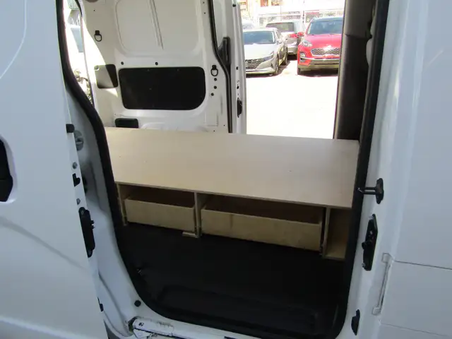 2020 Nissan NV200 Compact Cargo I4 SV APPLE CARPLAY / BACKUP CAM - Photo 31