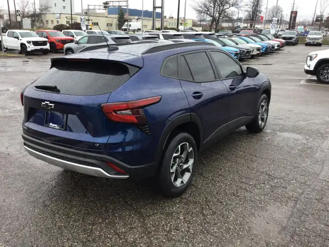 2024 Chevrolet Trax - Photo 5