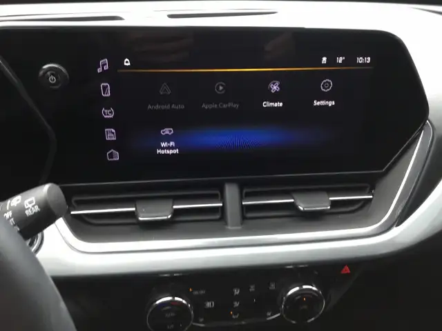 2024 Chevrolet Trax - Photo 11