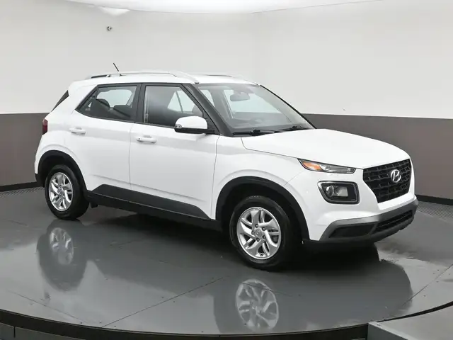 2025 Hyundai Venue Preferred 902-466-9550 Preferred, Alloys, Hea