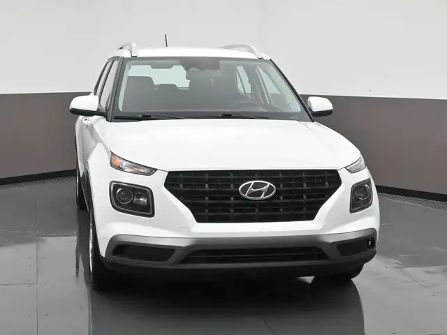 2025 Hyundai Venue Preferred 902-466-9550 Preferred, Alloys, Hea - Photo 2