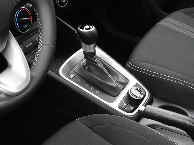 2025 Hyundai Venue Preferred 902-466-9550 Preferred, Alloys, Hea - Photo 8