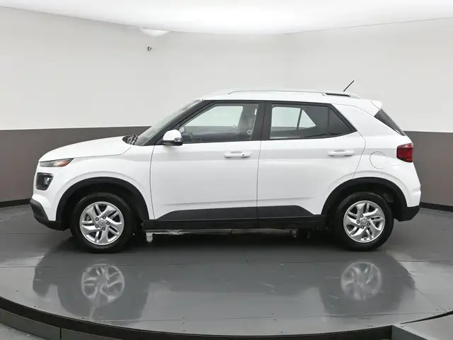 2025 Hyundai Venue Preferred 902-466-9550 Preferred, Alloys, Hea - Photo 32