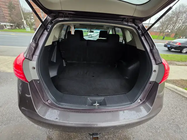 2010 Nissan Rogue AWD 4dr SL - Photo 5