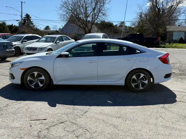 2017 Honda Civic LX - Photo 2