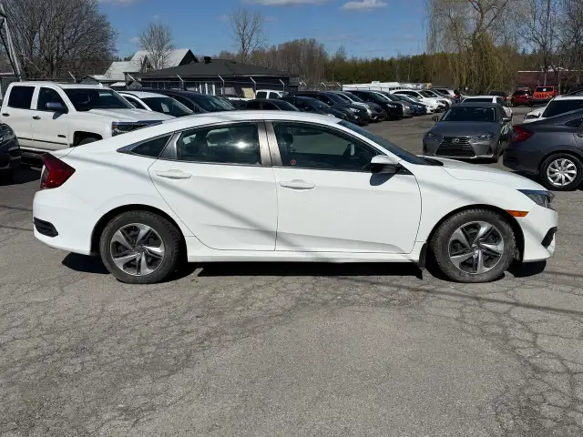 2017 Honda Civic LX - Photo 6