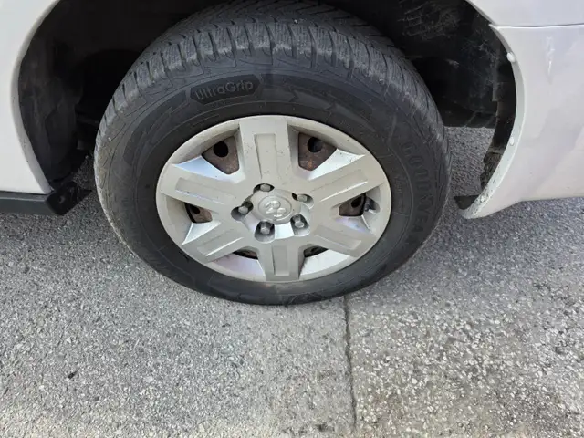 2010 Dodge Grand Caravan 119' WB - Photo 8