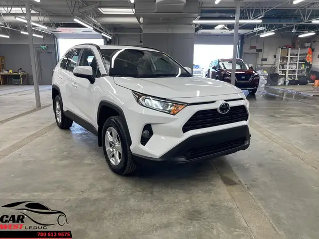 Toyota RAV4 XLE 2021
