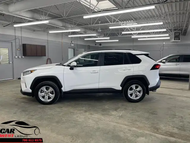 Toyota RAV4 XLE 2021 - Photo 6