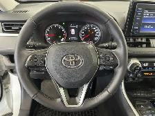 Toyota RAV4 XLE 2021 - Photo 16