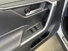Toyota RAV4 XLE 2021 - Photo 24