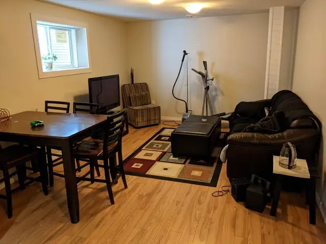 2 Beds 1 Bath Apartment/Basement