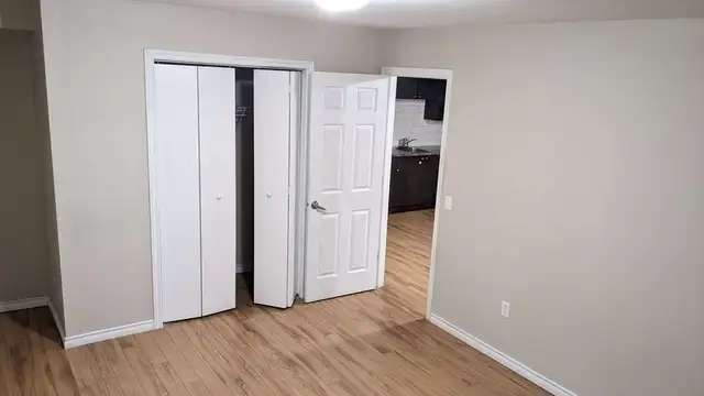 2 Beds 1 Bath Apartment/Basement - Photo 4