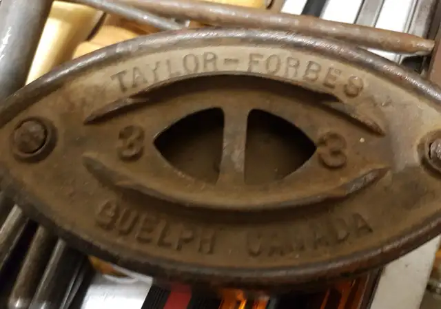 VINTAGE SAD IRONS - Photo 3