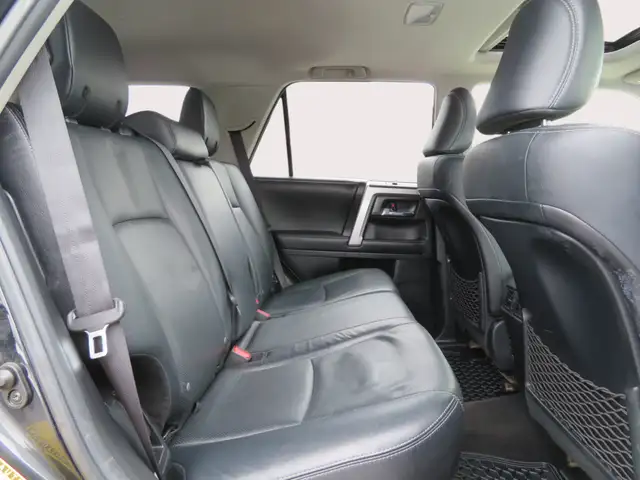 2016 Toyota 4Runner 4WD 4dr V6 SR5 - Photo 11