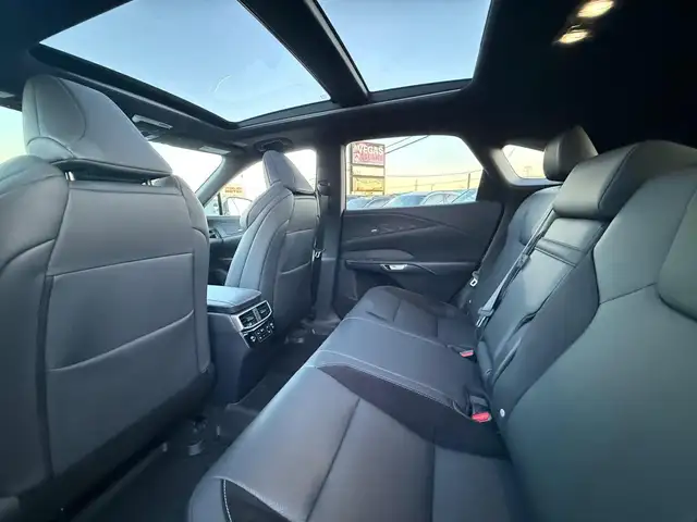 2023 Lexus RX 500h F-Sport Performance - Photo 10