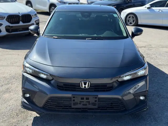 2022 Honda Civic Touring - Photo 2