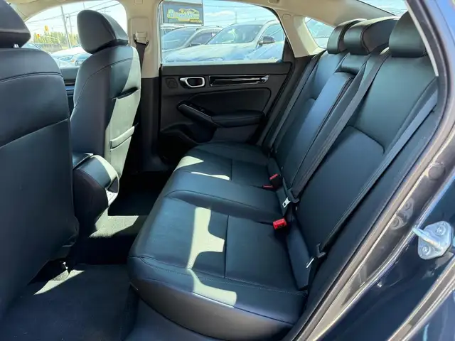 2022 Honda Civic Touring - Photo 7