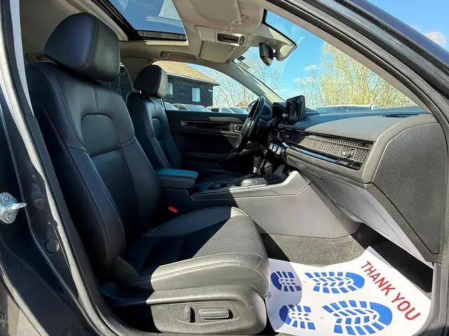 2022 Honda Civic Touring - Photo 22