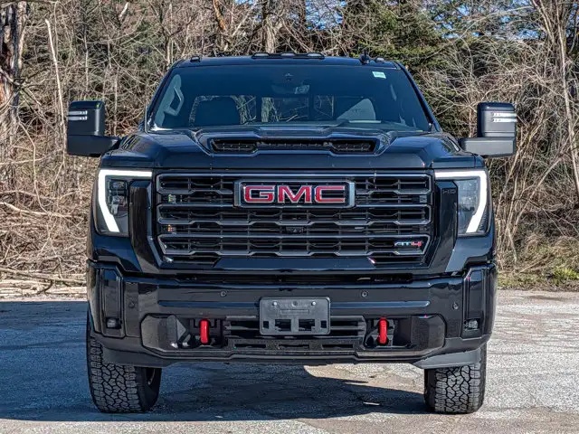 2025 GMC Sierra 2500HD AT4- Max Trailering Pkg - X31 Offroad Pkg - Photo 4