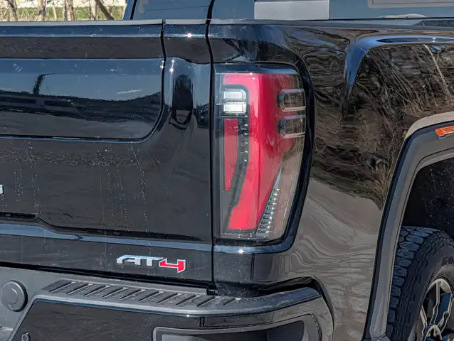 2025 GMC Sierra 2500HD AT4- Max Trailering Pkg - X31 Offroad Pkg - Photo 15