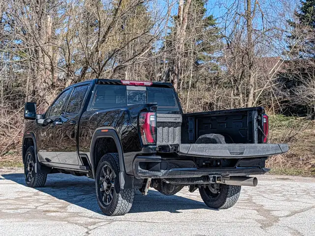 2025 GMC Sierra 2500HD AT4- Max Trailering Pkg - X31 Offroad Pkg - Photo 20