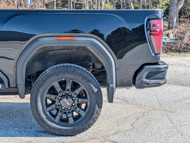 2025 GMC Sierra 2500HD AT4- Max Trailering Pkg - X31 Offroad Pkg - Photo 21