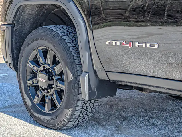 2025 GMC Sierra 2500HD AT4- Max Trailering Pkg - X31 Offroad Pkg - Photo 22