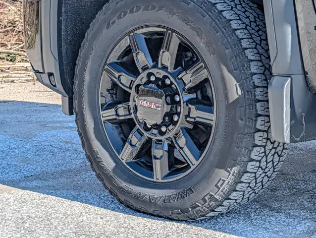 2025 GMC Sierra 2500HD AT4- Max Trailering Pkg - X31 Offroad Pkg - Photo 23