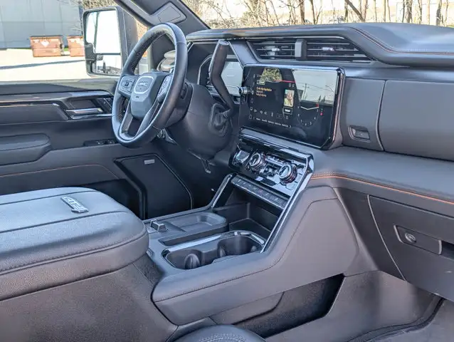 2025 GMC Sierra 2500HD AT4- Max Trailering Pkg - X31 Offroad Pkg - Photo 31