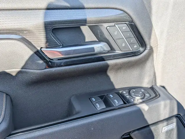 2025 GMC Sierra 2500HD AT4- Max Trailering Pkg - X31 Offroad Pkg - Photo 44