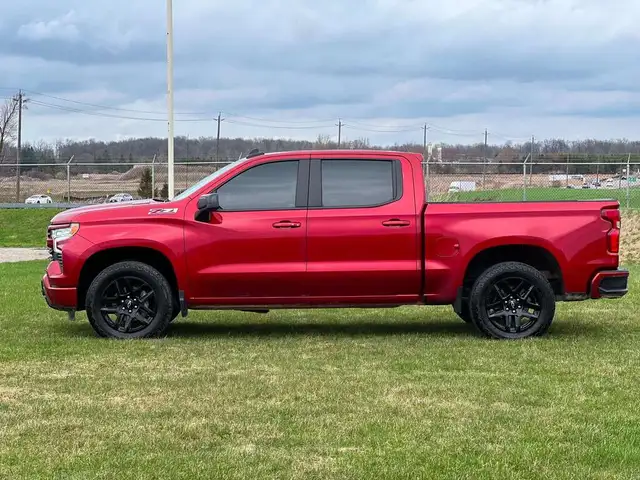 2025 Chevrolet Silverado 1500 RST - Photo 4