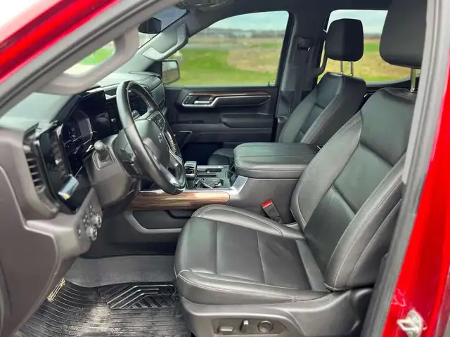 2025 Chevrolet Silverado 1500 RST - Photo 11
