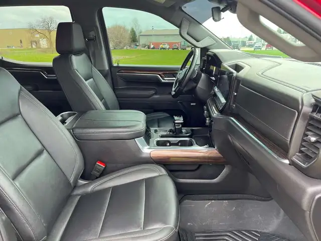 2025 Chevrolet Silverado 1500 RST - Photo 18
